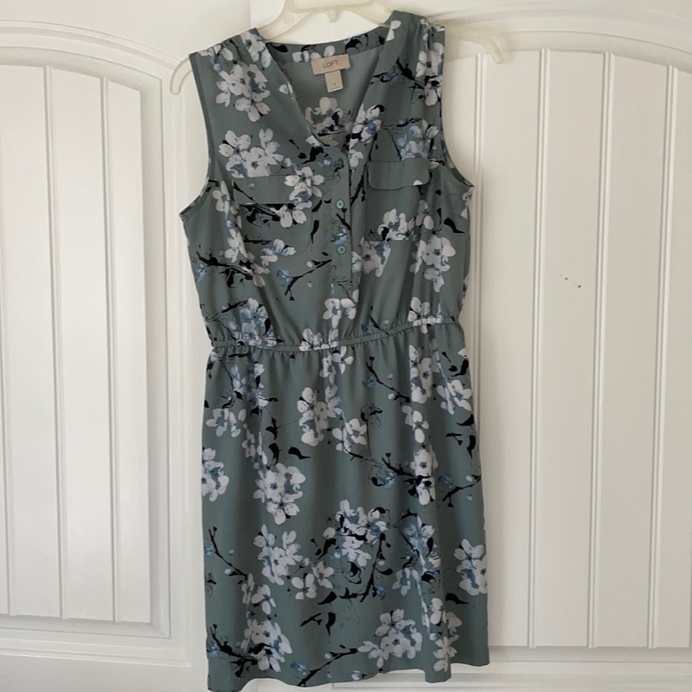 4 Loft dresses